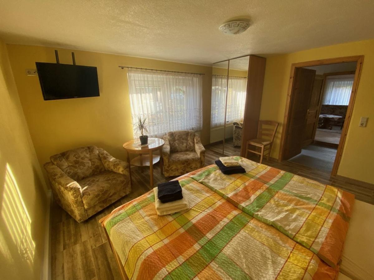 Grosshartmannsdorf Ferienwohnung Lippmann מראה חיצוני תמונה